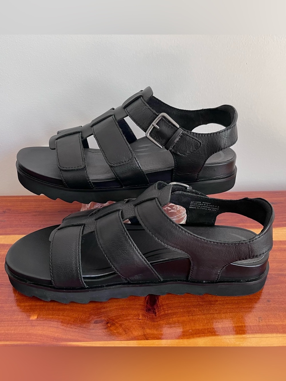Aetrex Romy Leather Sandals - Picture 3 of 5